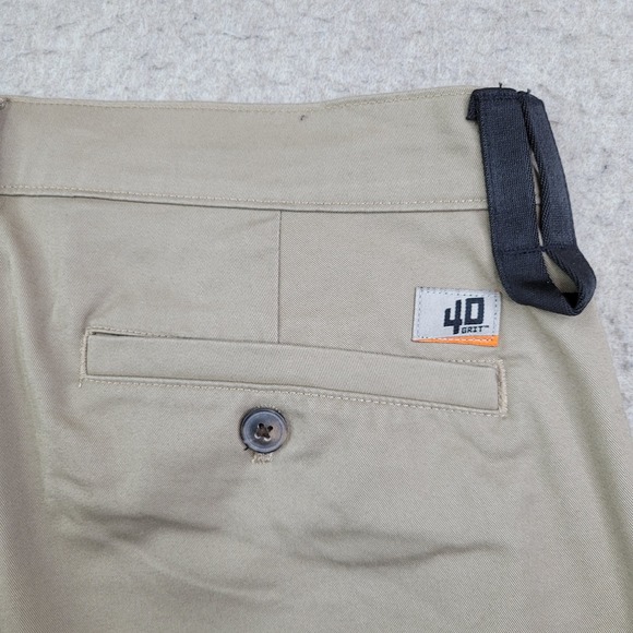Duluth Trading Co. 40 Grit Slim Fit Stretch Khaki Pants Mens Size 34 x 32 - Picture 1 of 10